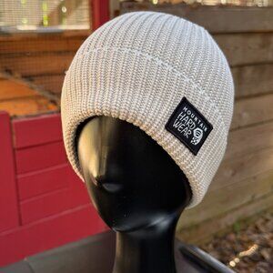 Mountain Hardwear Cabin to Curb Beanie Unisex Beige Knit Cap Lined Winter New